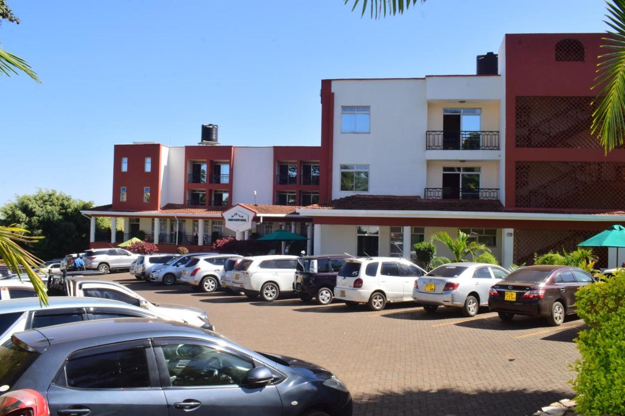 Meru Slopes Hotel Luaran gambar