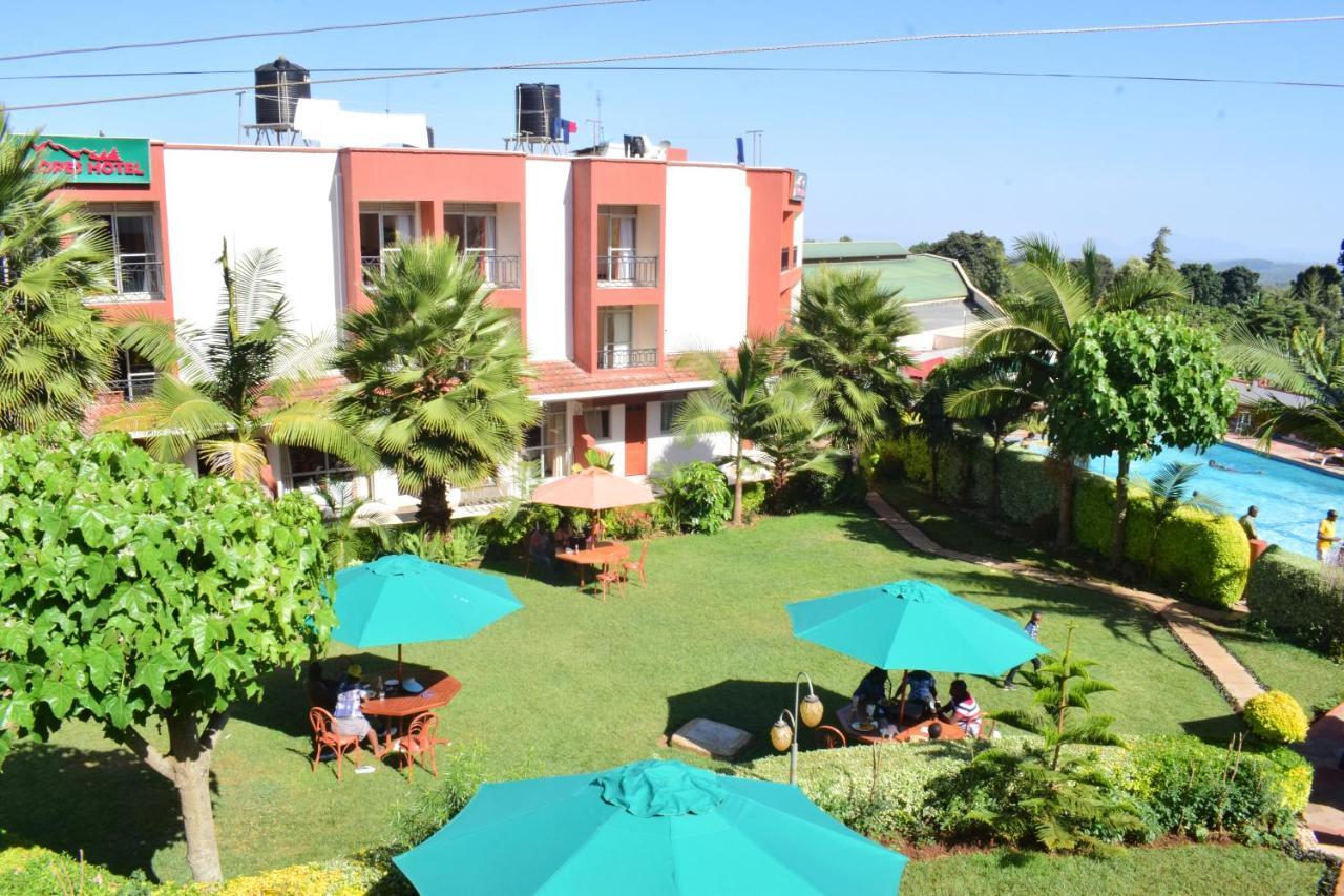 Meru Slopes Hotel Luaran gambar