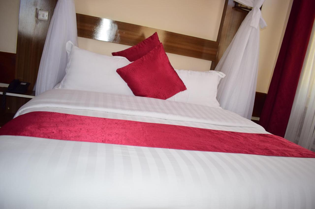 Meru Slopes Hotel Luaran gambar
