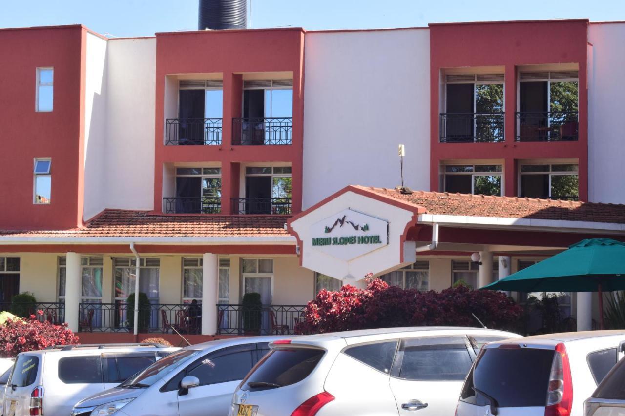 Meru Slopes Hotel Luaran gambar