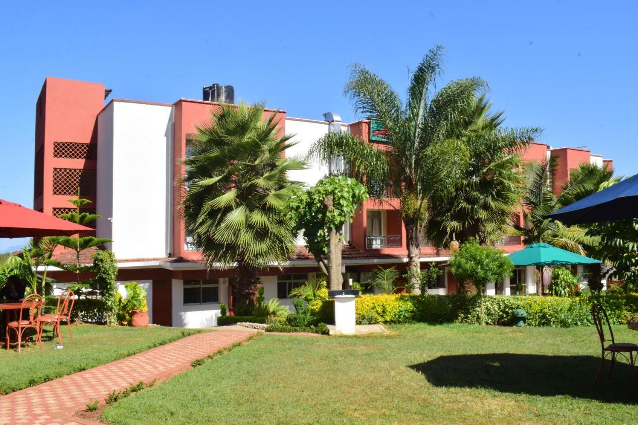 Meru Slopes Hotel Luaran gambar
