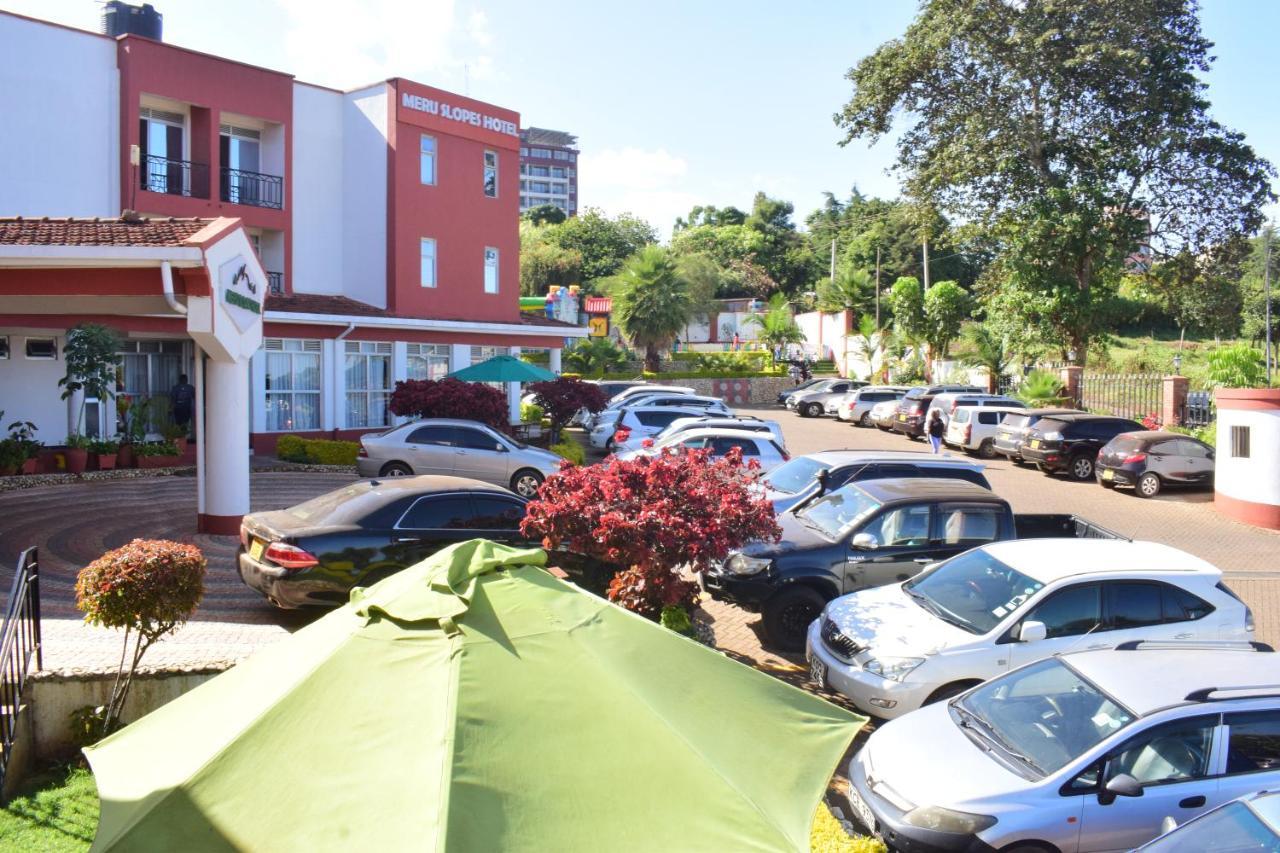 Meru Slopes Hotel Luaran gambar