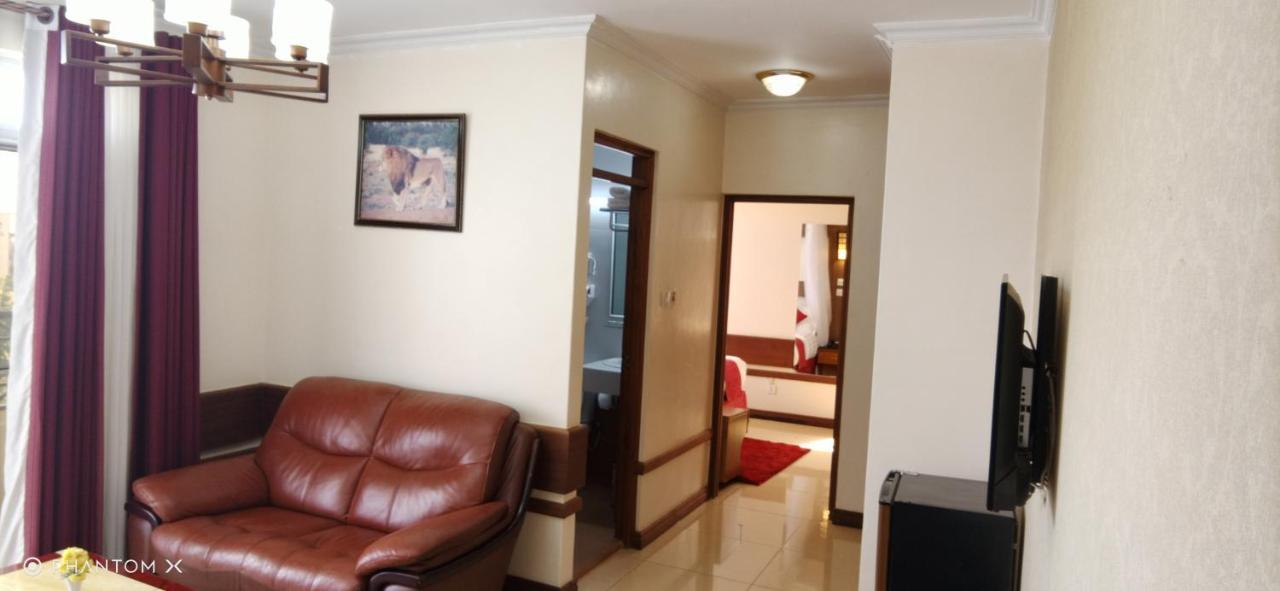 Meru Slopes Hotel Luaran gambar