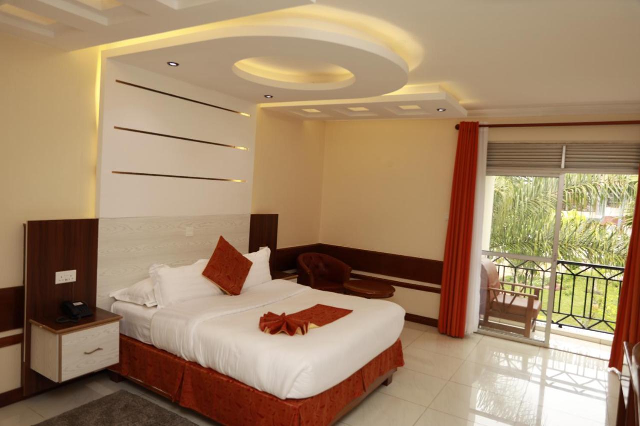 Meru Slopes Hotel Luaran gambar