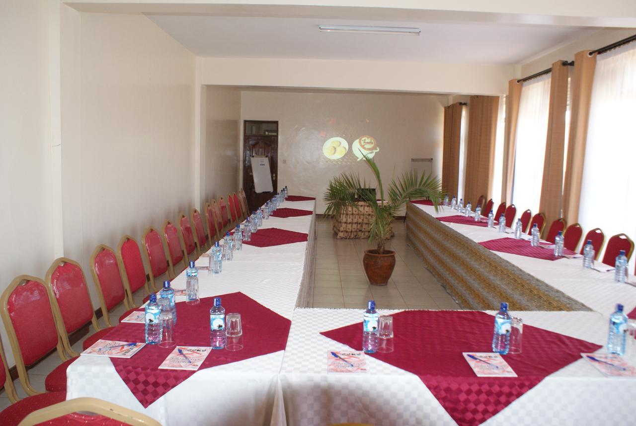 Meru Slopes Hotel Luaran gambar
